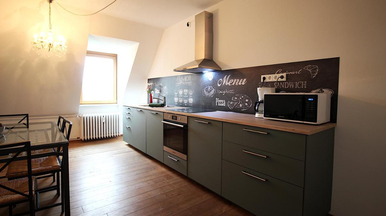 Zentrale Stadtwohnung - Direkt Am Main, Park-ausblick Апартаменты